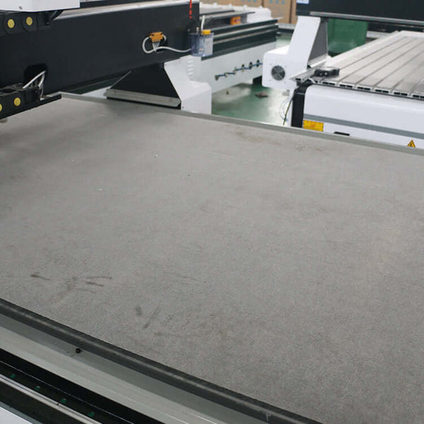 CNC router with oscillating knife for efficient wood, fabric, and rubber cutting, showcasing stable processing and high efficiency.