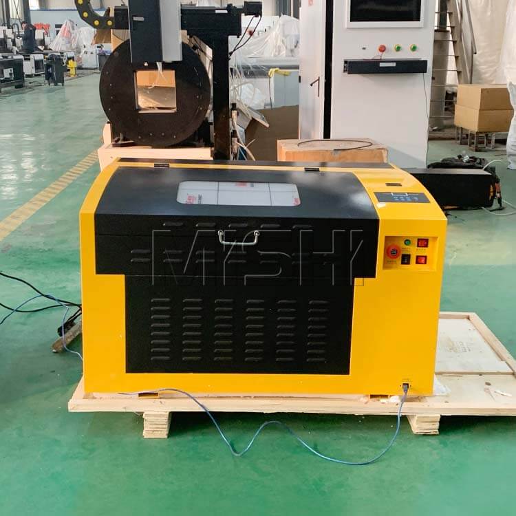 High-precision CO2 laser engraving machine for cutting wood, acrylic, MDF; ideal for versatile industrial applications.