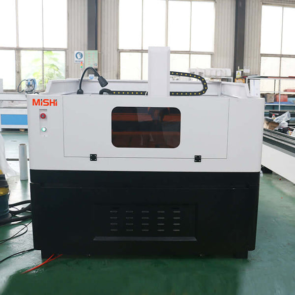 High-precision mini CNC router for metal milling with ball screw transmission and water cooling spindle.
